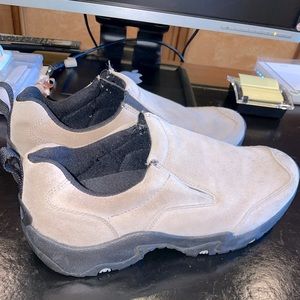 Men’s Nevados Hiking Shoes Tan